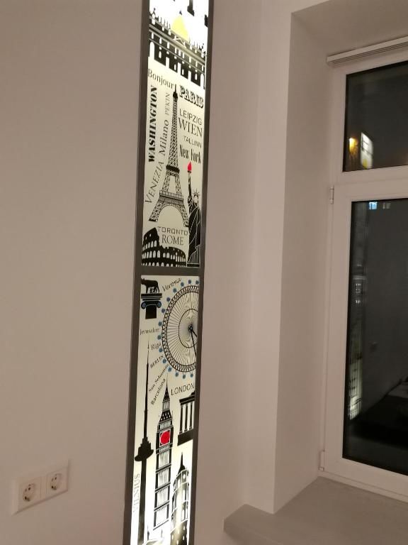 Апартаменты Cozy apartment with stained glass Вильнюс-60