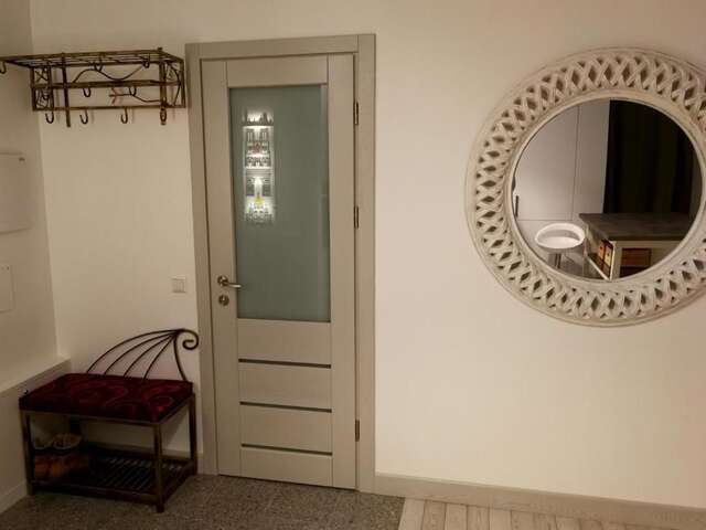 Апартаменты Cozy apartment with stained glass Вильнюс-52