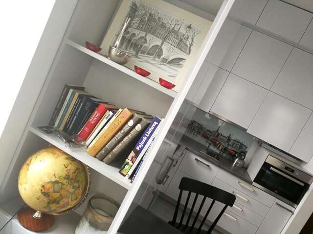Апартаменты Cozy apartment with stained glass Вильнюс-74
