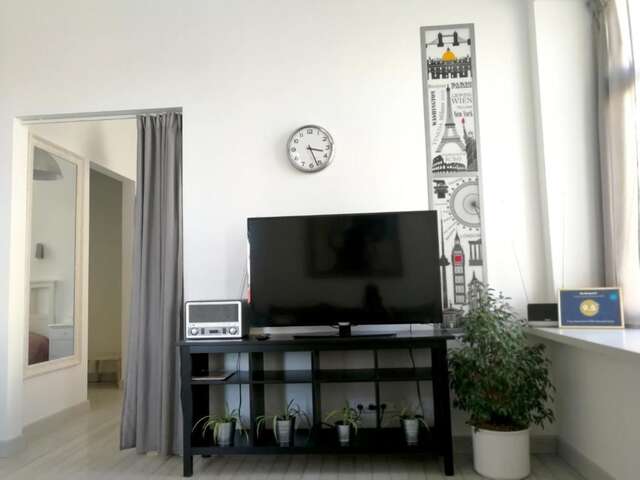 Апартаменты Cozy apartment with stained glass Вильнюс-86